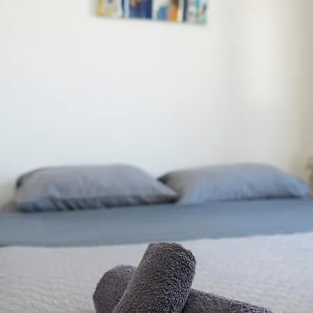 Angel Santorini Residences 아파트 Vourvoúlos